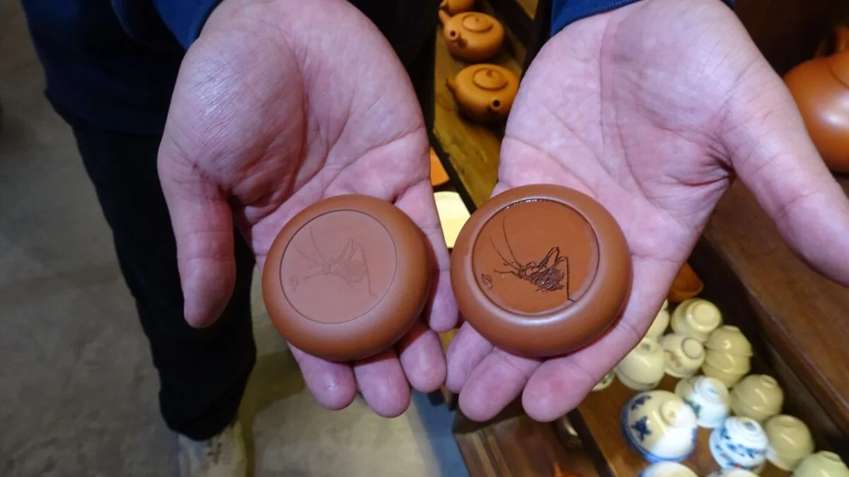 Reviving Chaozhou's Ceramics: Yu Jian Cai's Journey in Traditional Pottery