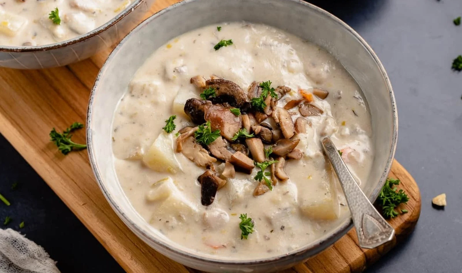 Transforming Seafood Classics: Delicious Vegan Alternatives to Clam Dishes